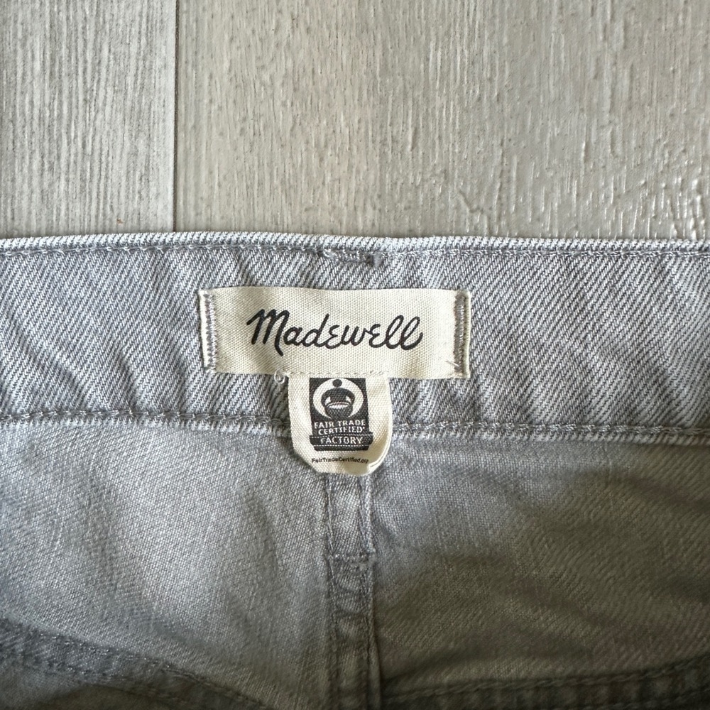Madewell Straight Leg Jeans in Light Gray - Picture 6 of 10